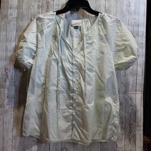 Universal Thread Light weight light green Summer short sleeve top Girl's Large